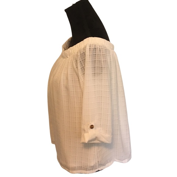 Ophelia Roe off the shoulder 3/4 sleeve white top - Picture 3 of 9